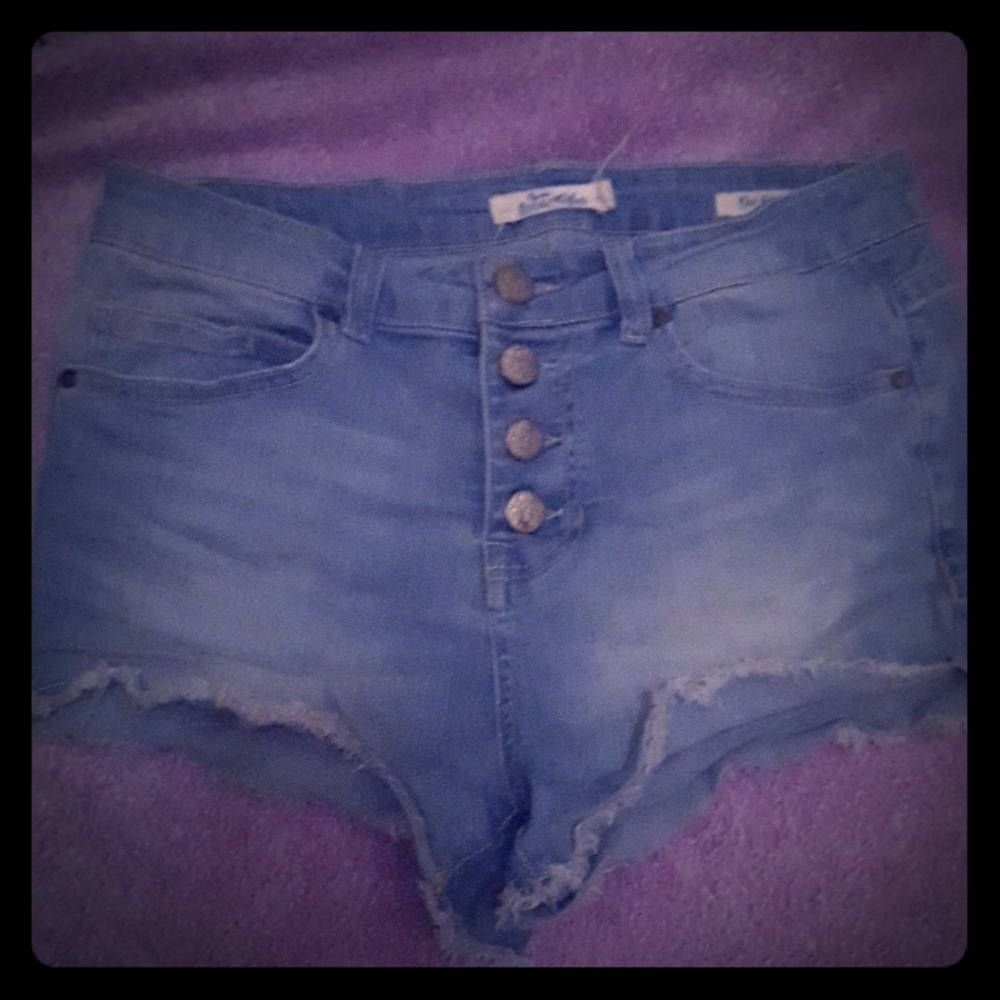 Wild Blue Cut Off Shorts Women's 6